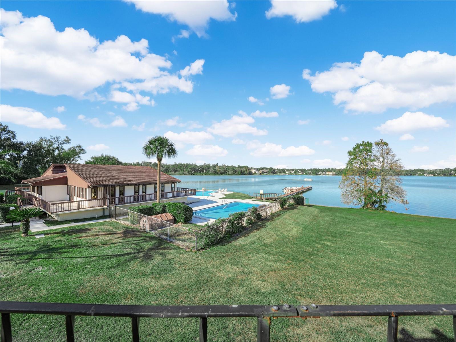 Image 37 of 45 For 3 Casa Loma Way 3