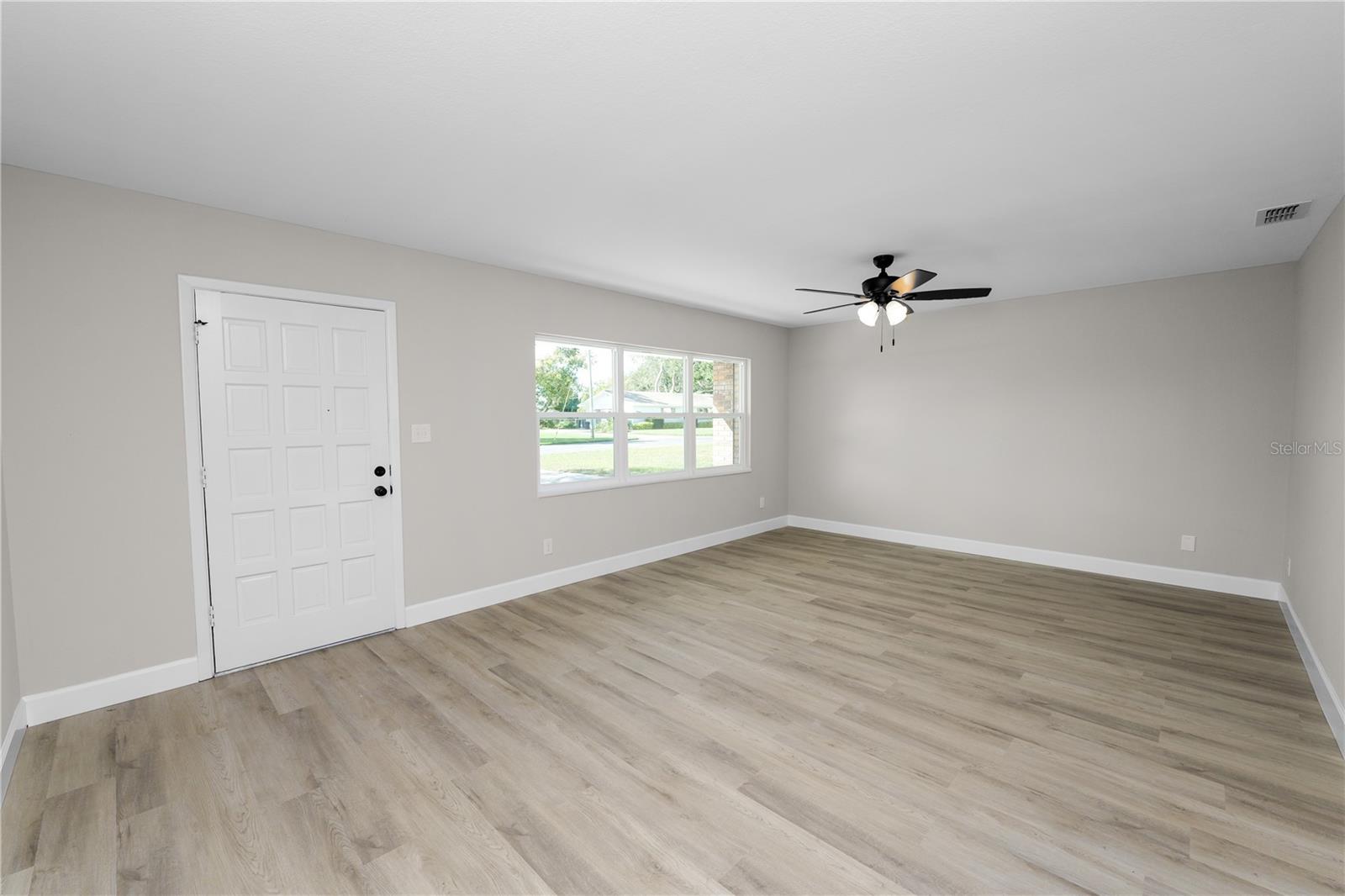 Image 10 of 31 For 1208 Blake Avenue