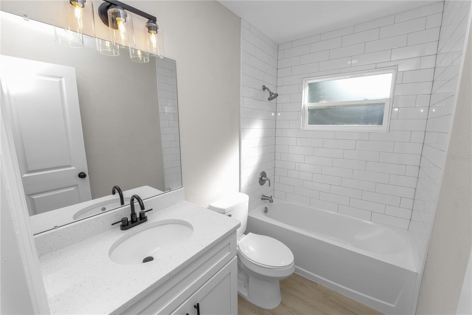 Image 17 of 31 For 1208 Blake Avenue