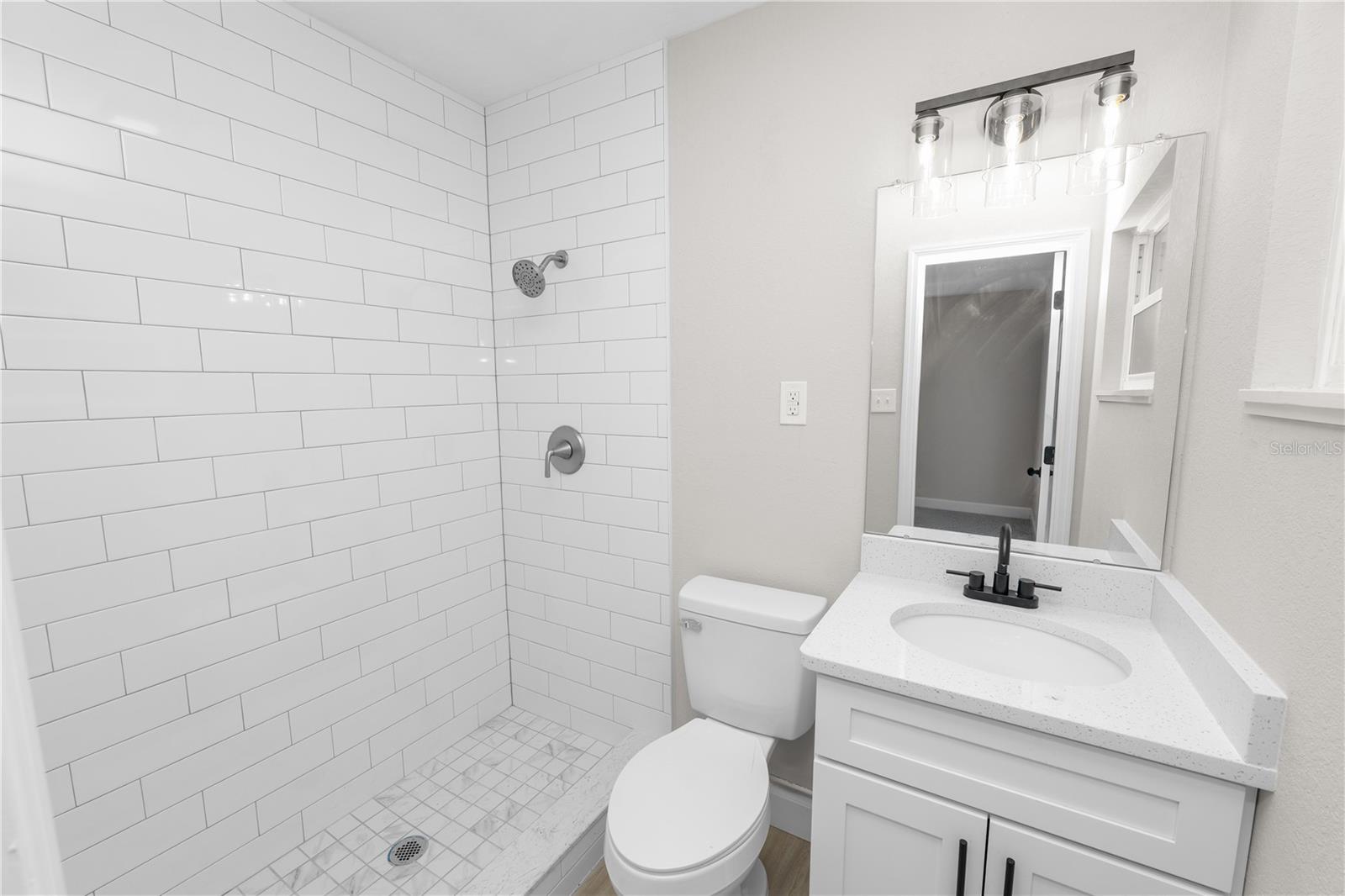 Image 21 of 31 For 1208 Blake Avenue