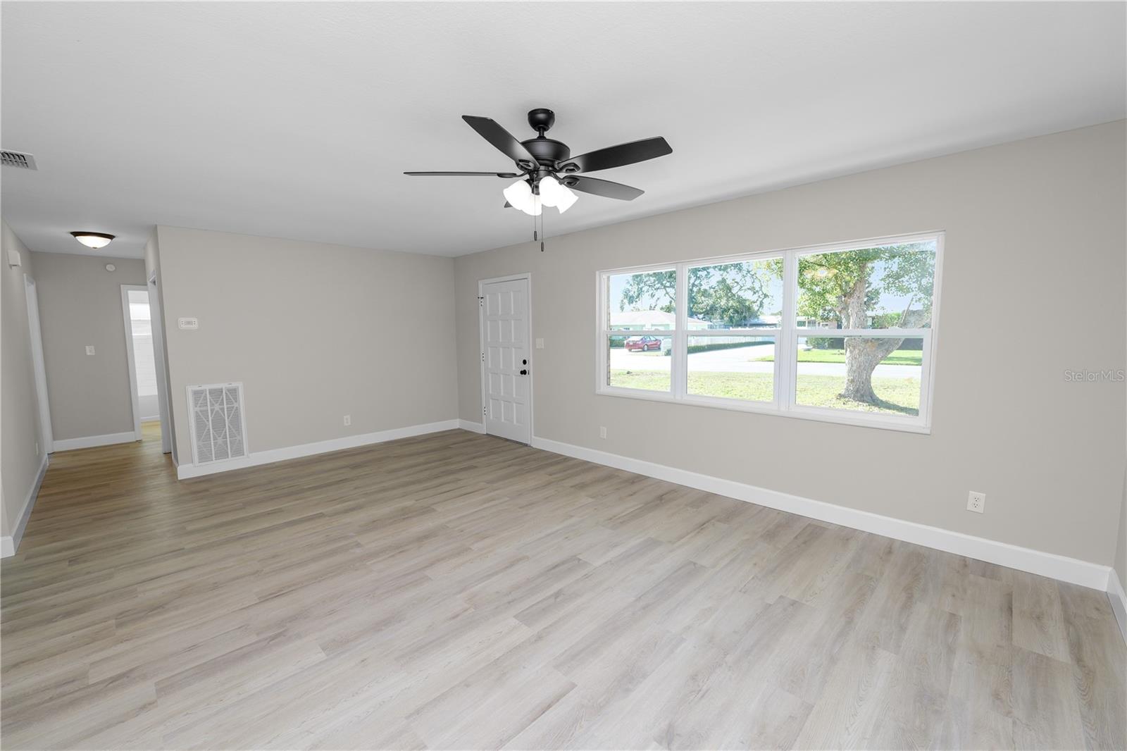 Image 9 of 31 For 1208 Blake Avenue