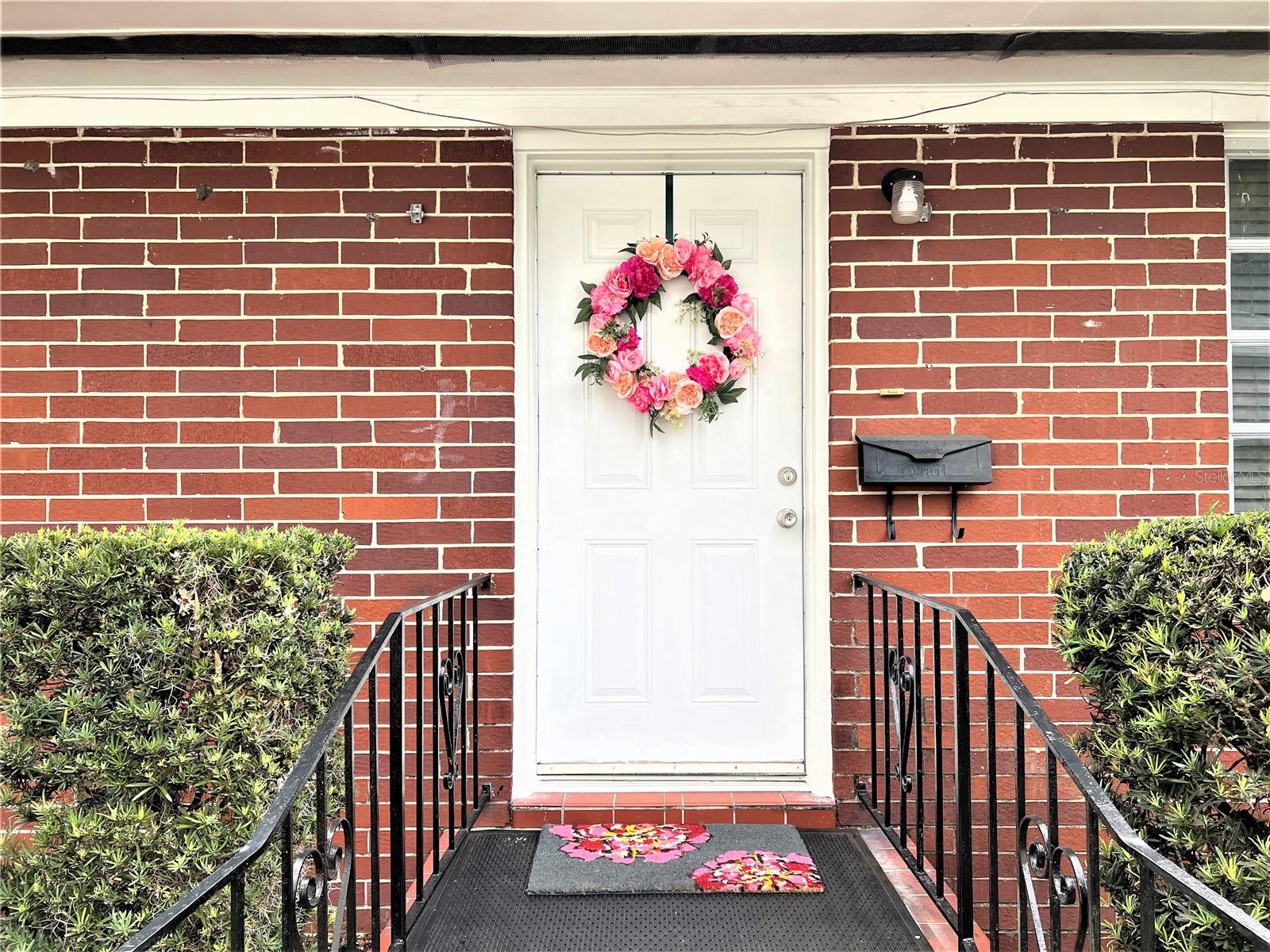 Image 3 of 37 For 310 Poinsettia Street