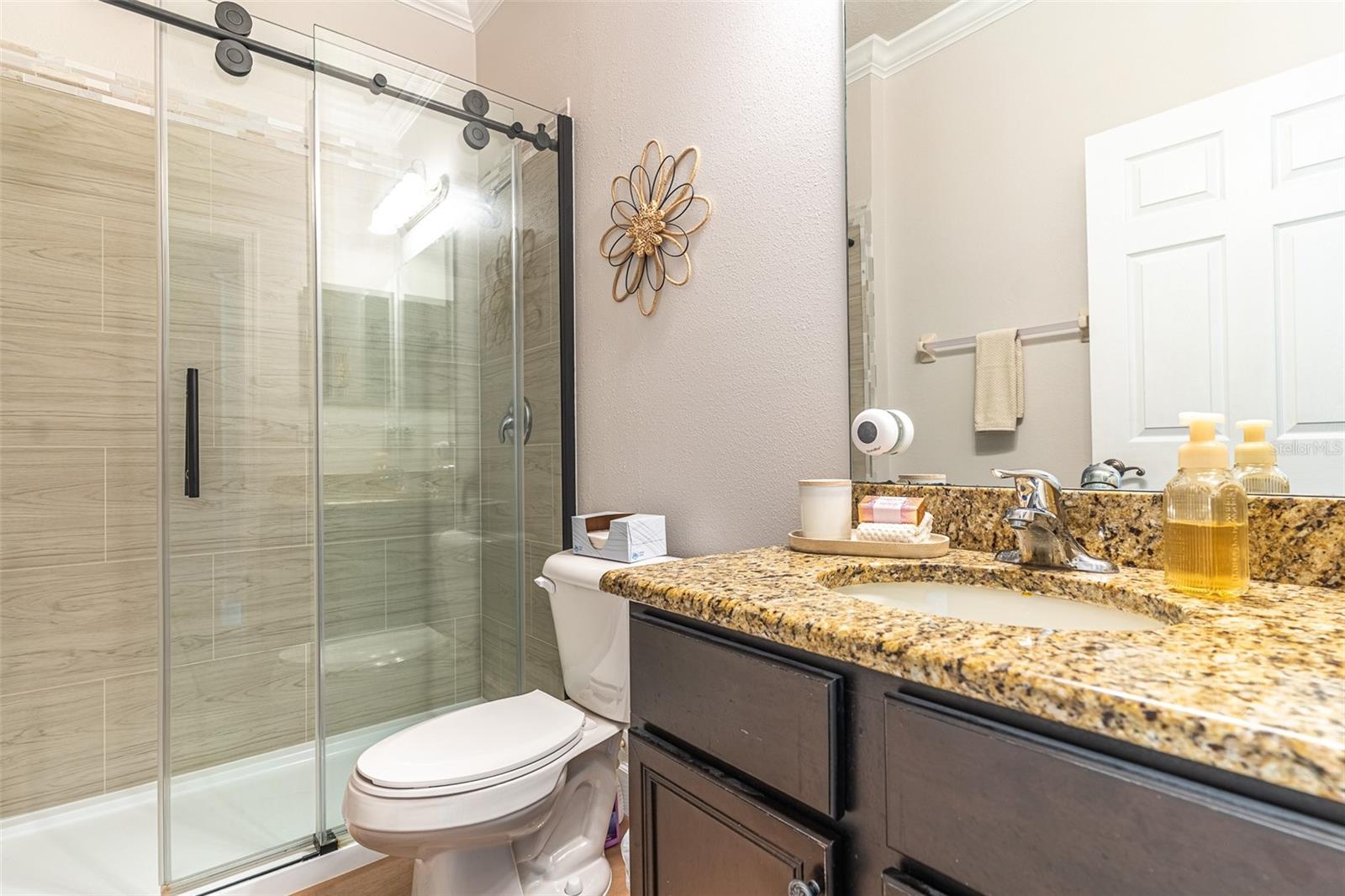 Image 16 of 32 For 15605 Starlite Street