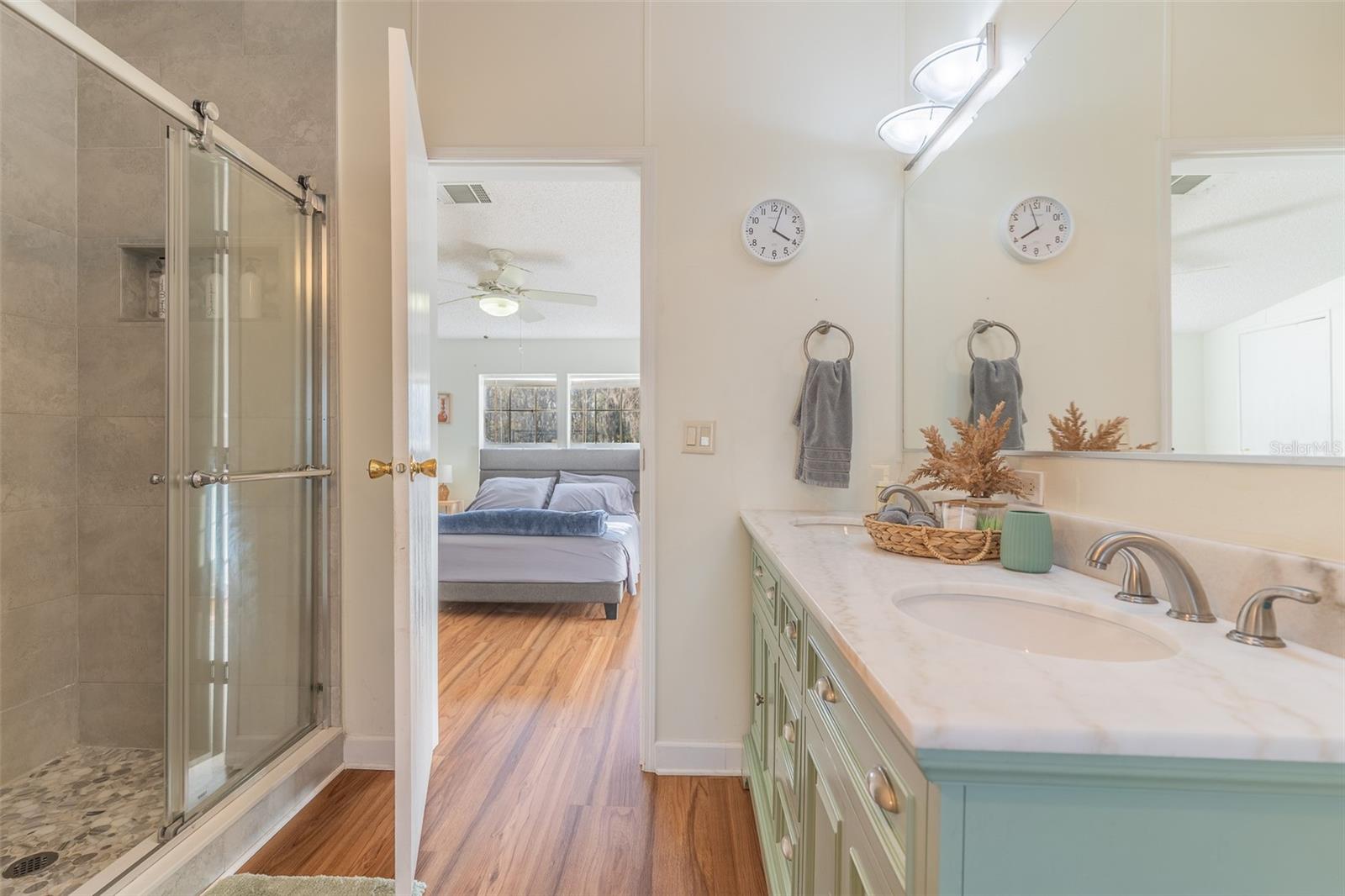 Image 11 of 46 For 5028 Clewis Avenue