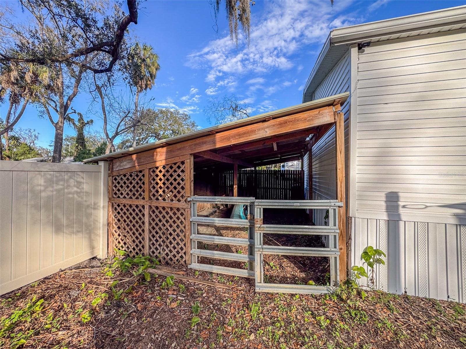 Image 22 of 46 For 5028 Clewis Avenue