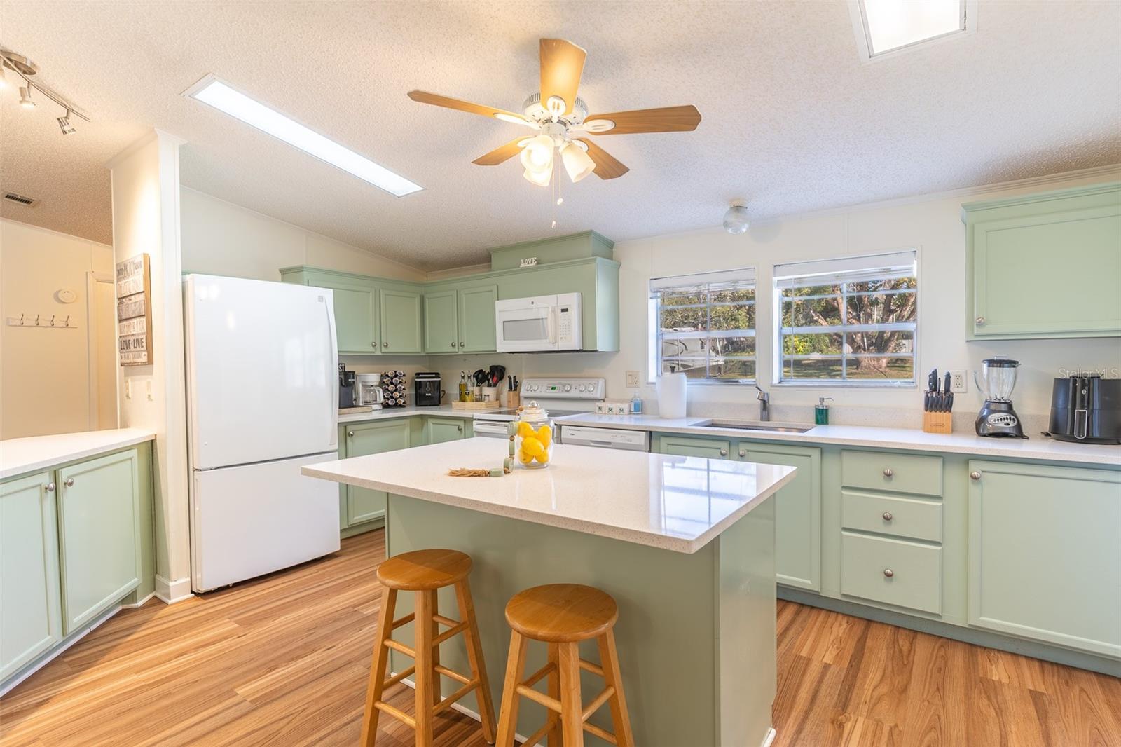 Image 6 of 46 For 5028 Clewis Avenue