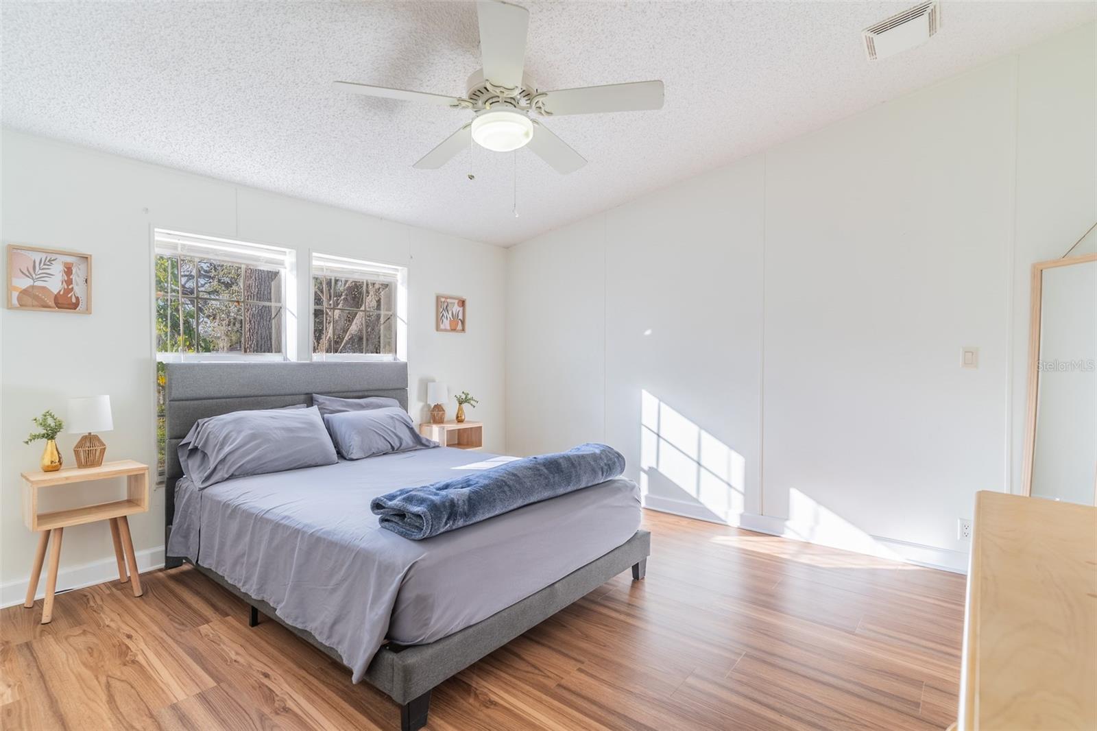 Image 9 of 46 For 5028 Clewis Avenue