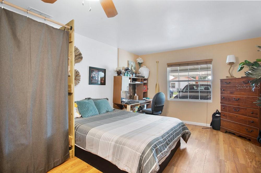 Image 15 of 30 For 119 Herbert Street