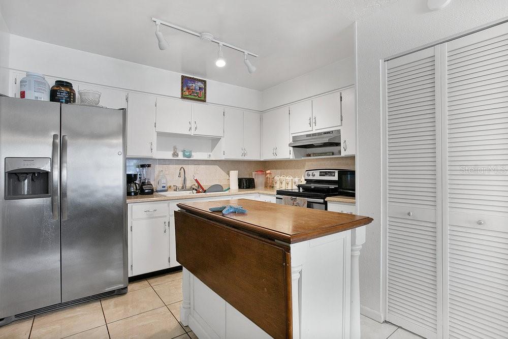 Image 9 of 30 For 119 Herbert Street