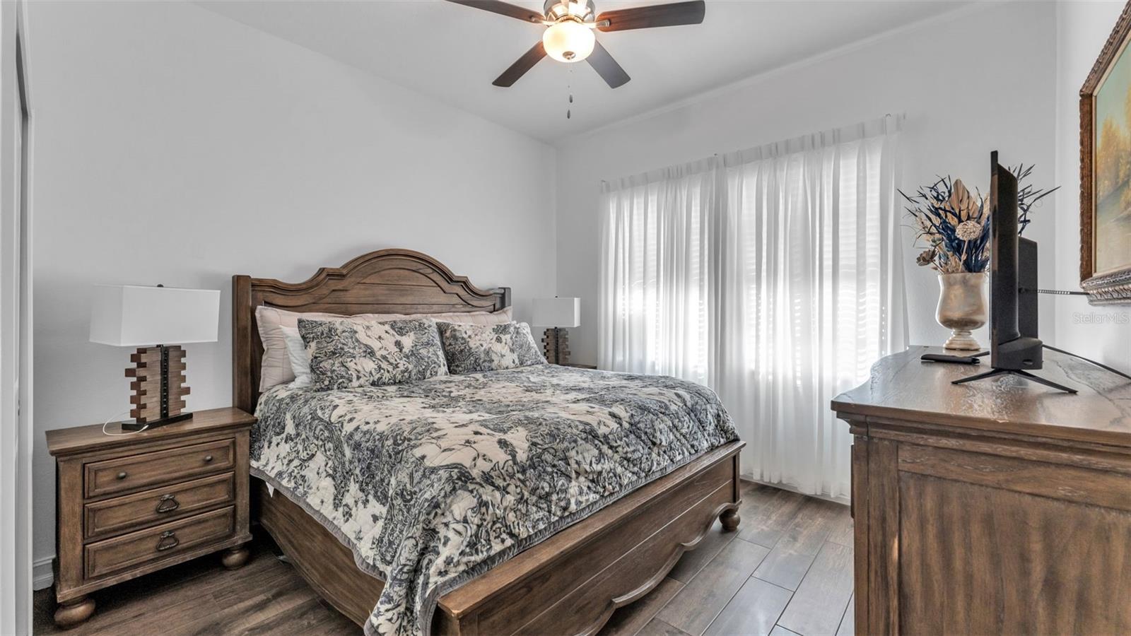 Image 20 of 84 For 12897 Bergstrom Bay Drive