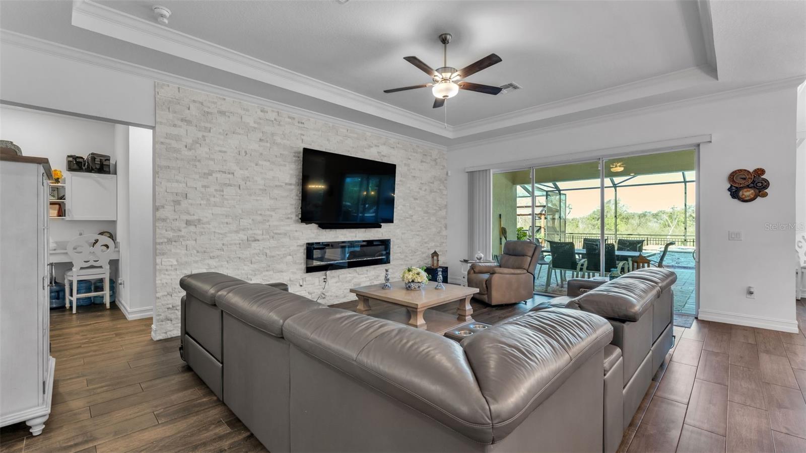 Image 22 of 84 For 12897 Bergstrom Bay Drive