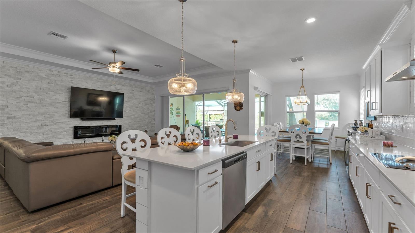 Image 27 of 84 For 12897 Bergstrom Bay Drive