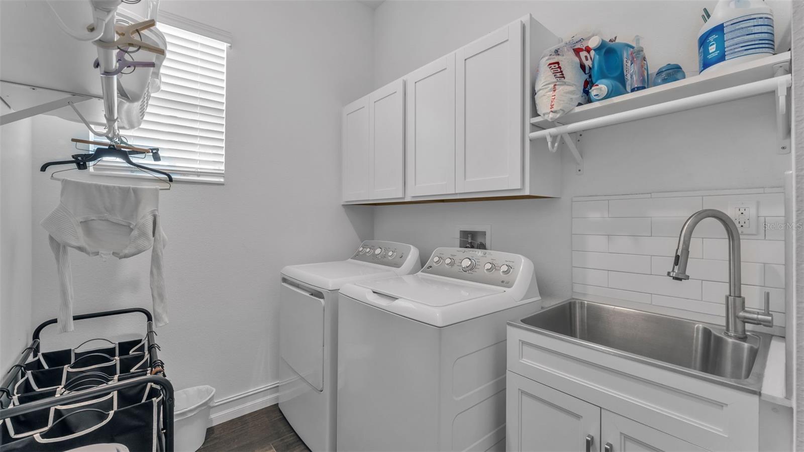 Image 40 of 84 For 12897 Bergstrom Bay Drive