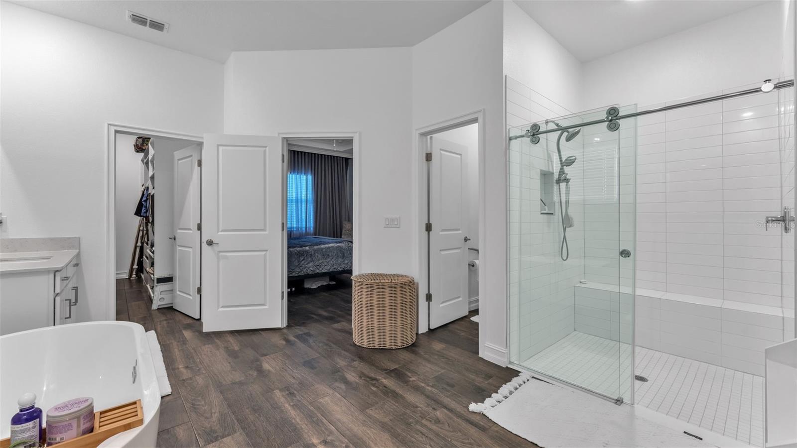 Image 49 of 84 For 12897 Bergstrom Bay Drive