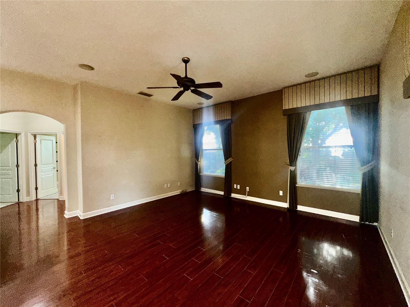 Image 23 of 68 For 1854 Eloise Cove Drive