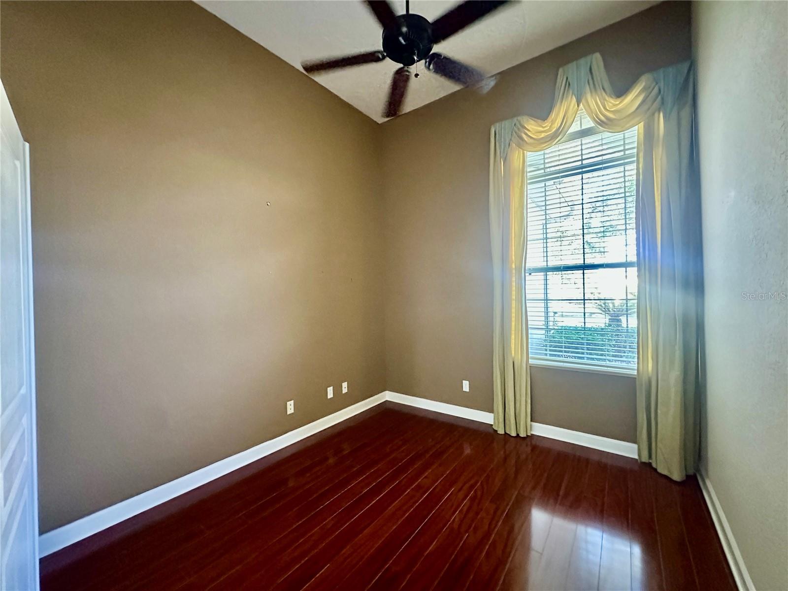 Image 42 of 68 For 1854 Eloise Cove Drive