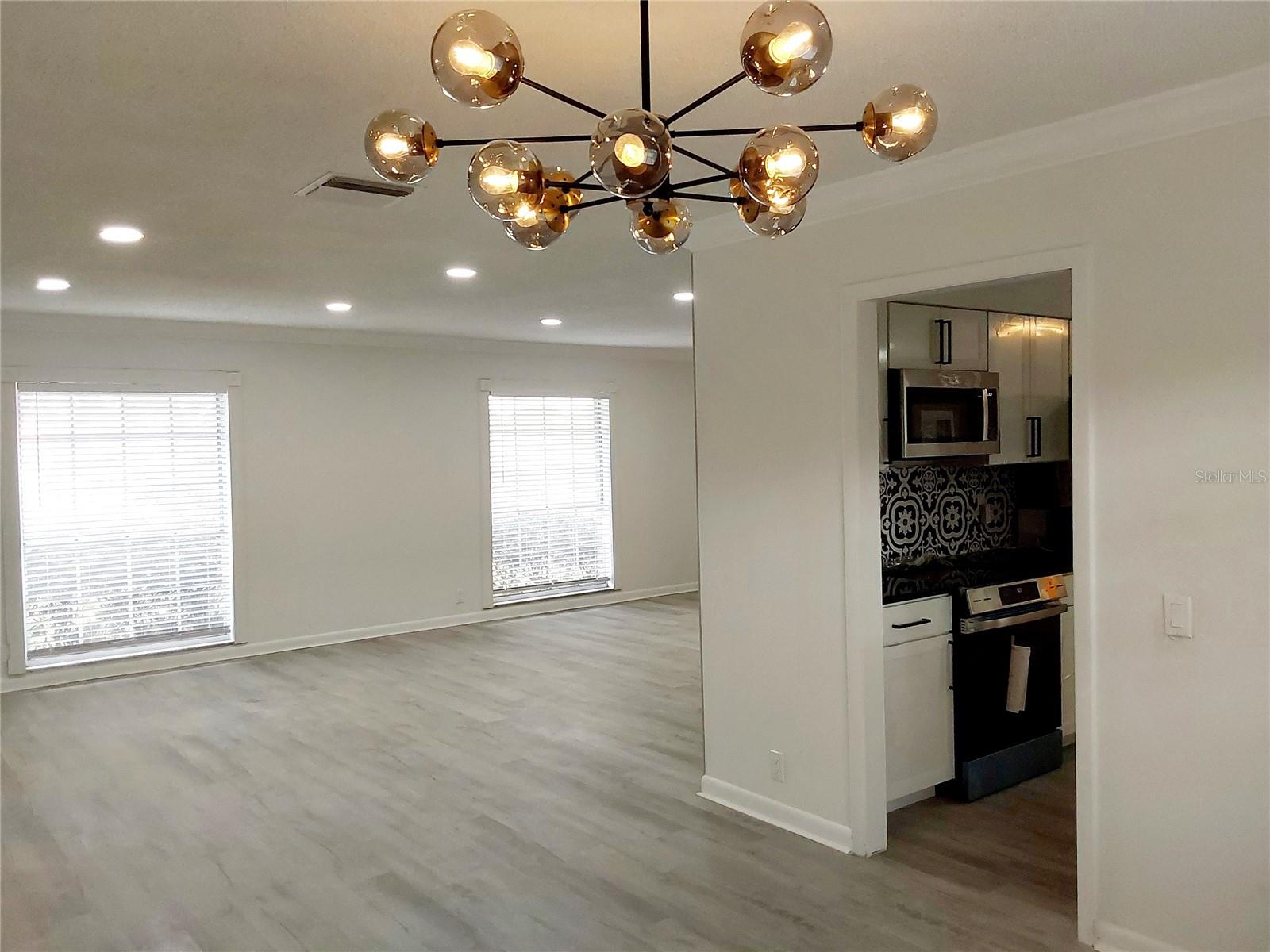 Image 7 of 26 For 148 Lake Otis Road