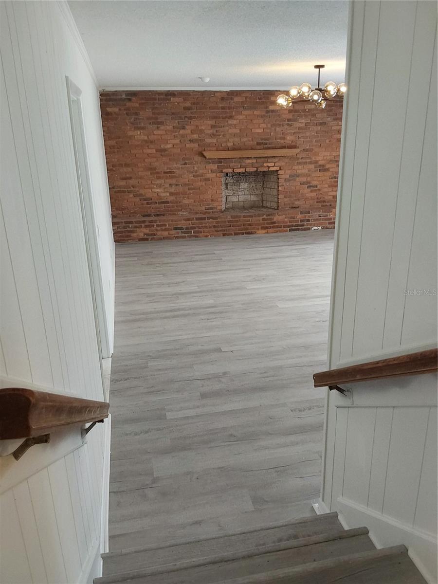 Image 9 of 26 For 148 Lake Otis Road