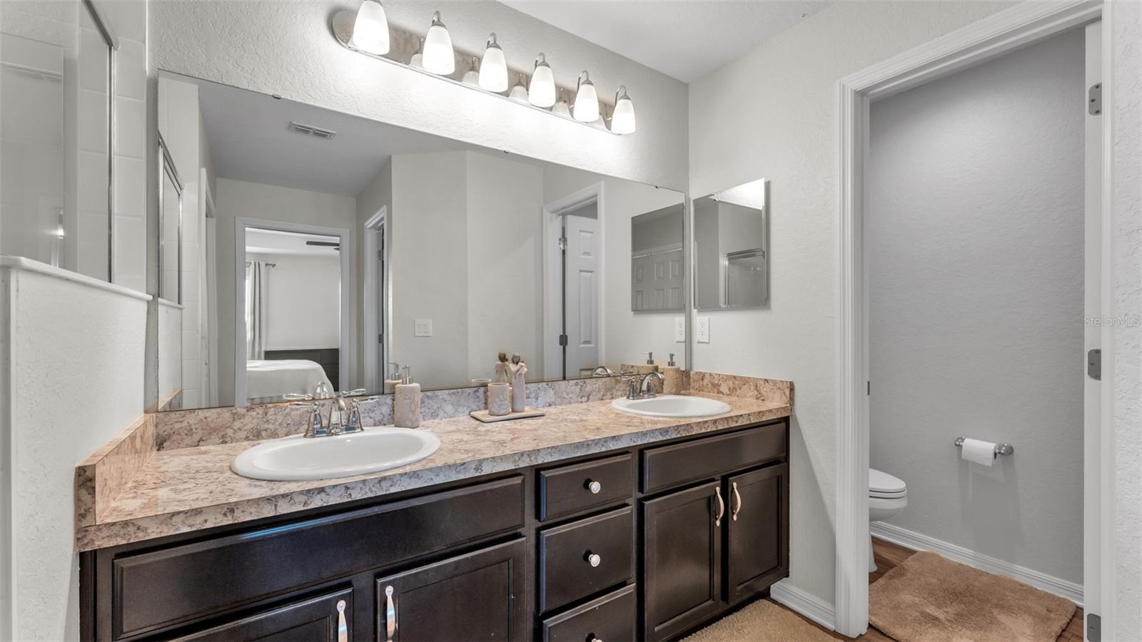 Image 32 of 60 For 4176 Red Fern Lane