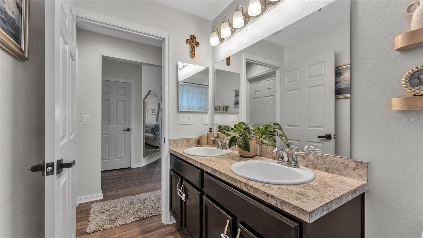 Image 37 of 60 For 4176 Red Fern Lane