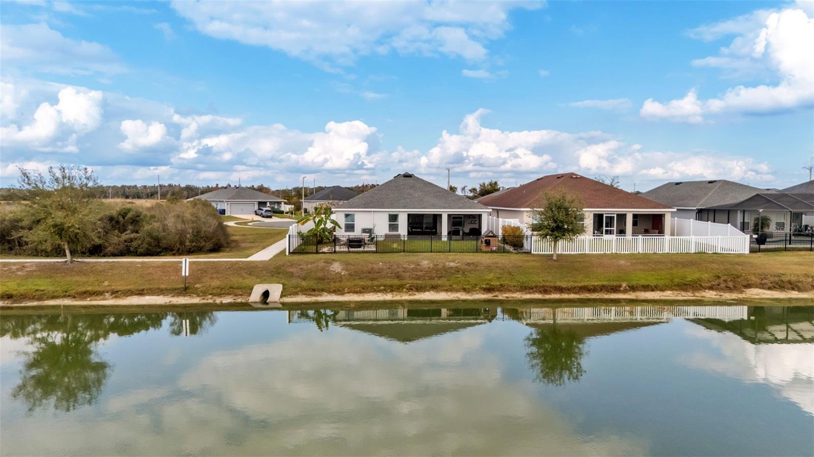 Image 46 of 60 For 4176 Red Fern Lane