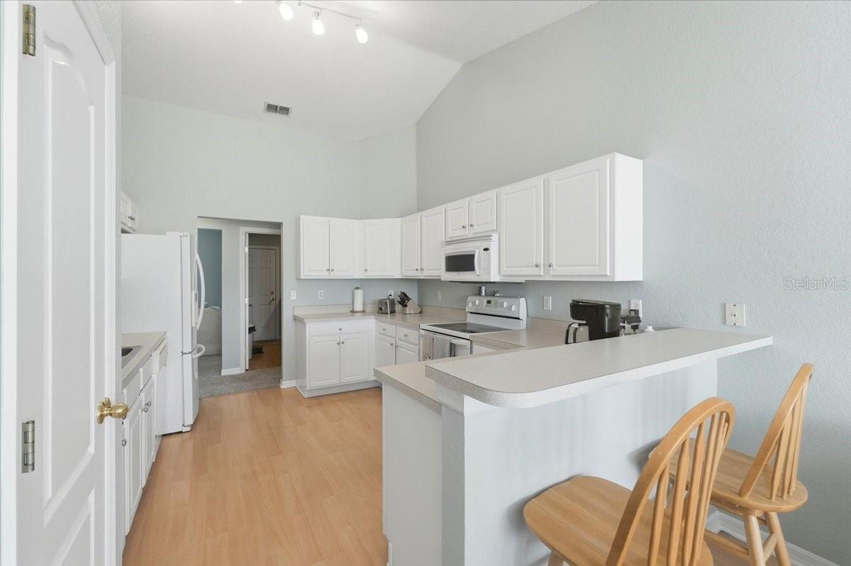 Image 7 of 43 For 6786 Highlands Creek