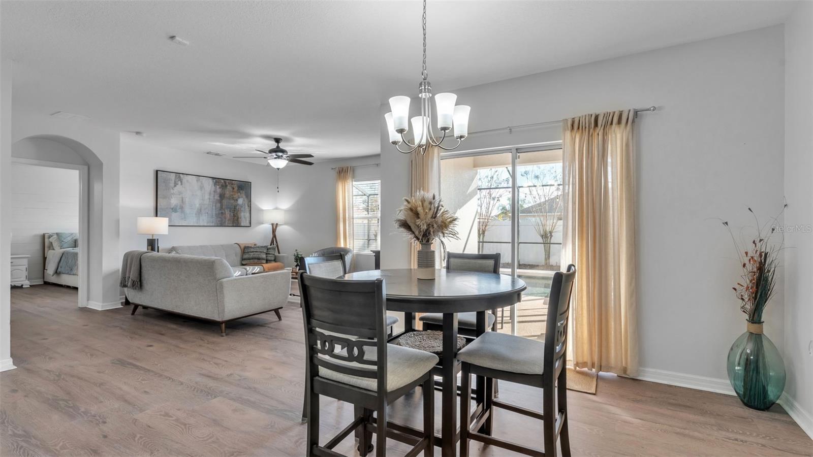 Image 14 of 56 For 1706 Laurel Oaks Drive