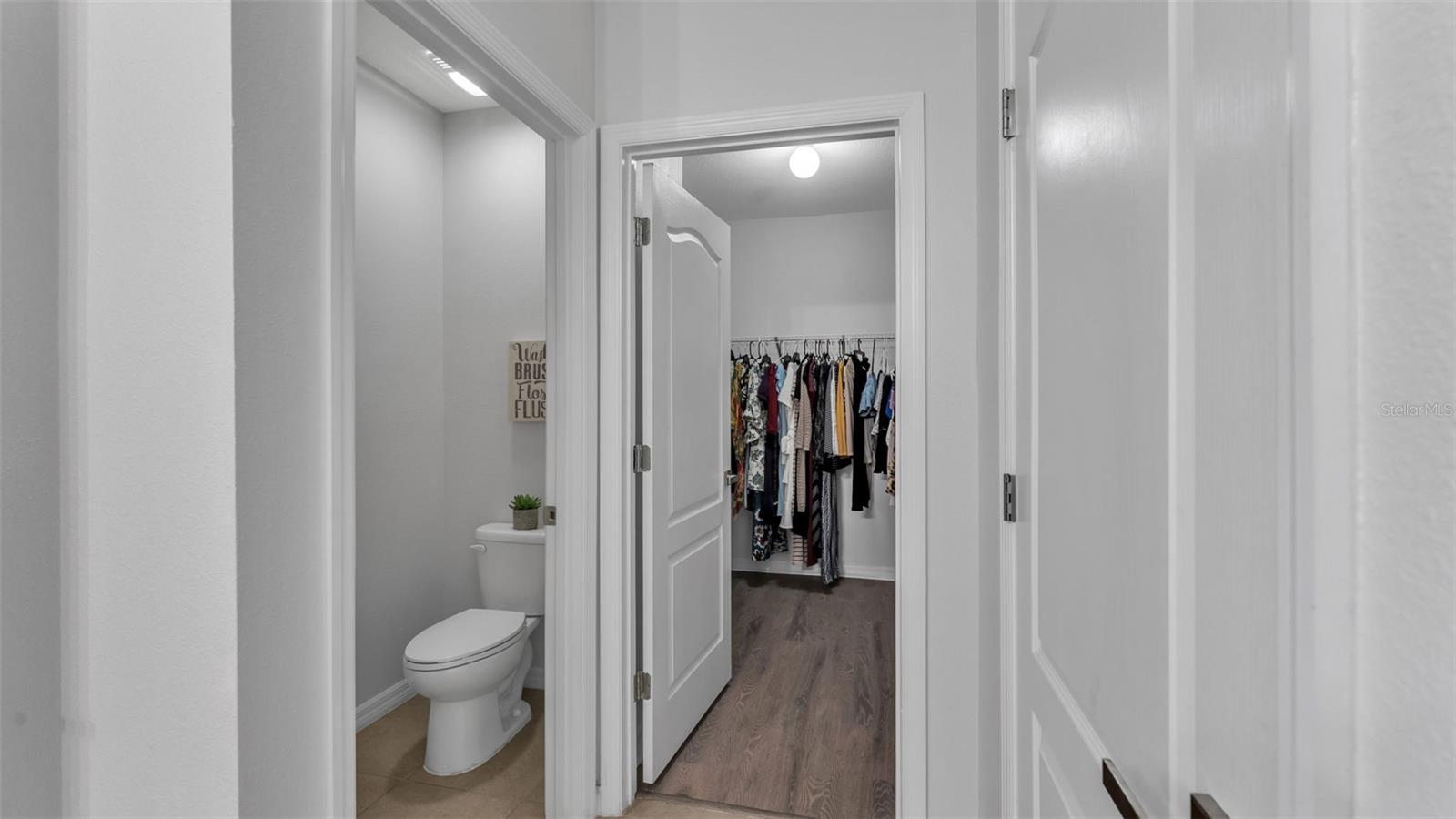 Image 21 of 56 For 1706 Laurel Oaks Drive