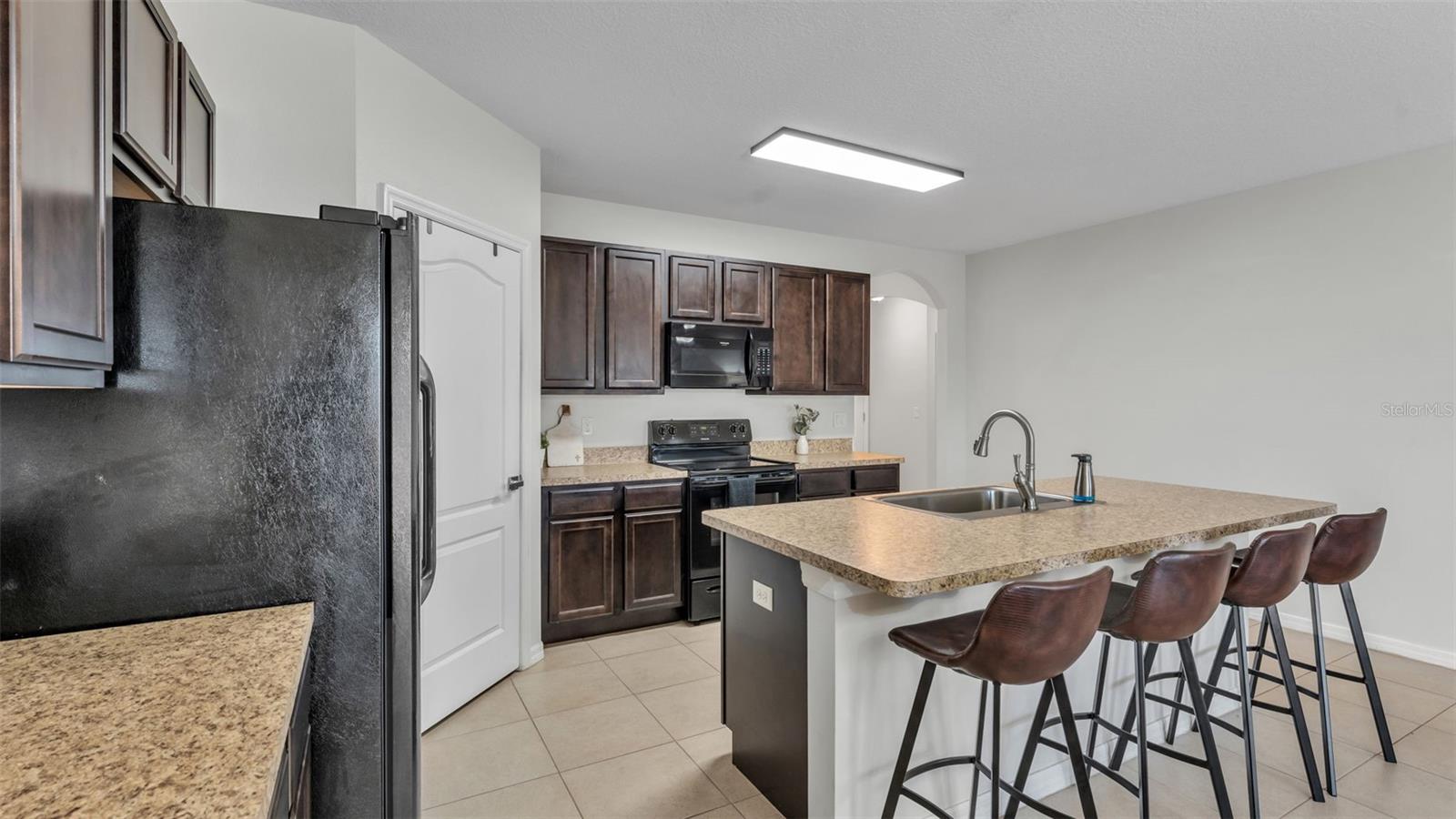 Image 7 of 56 For 1706 Laurel Oaks Drive