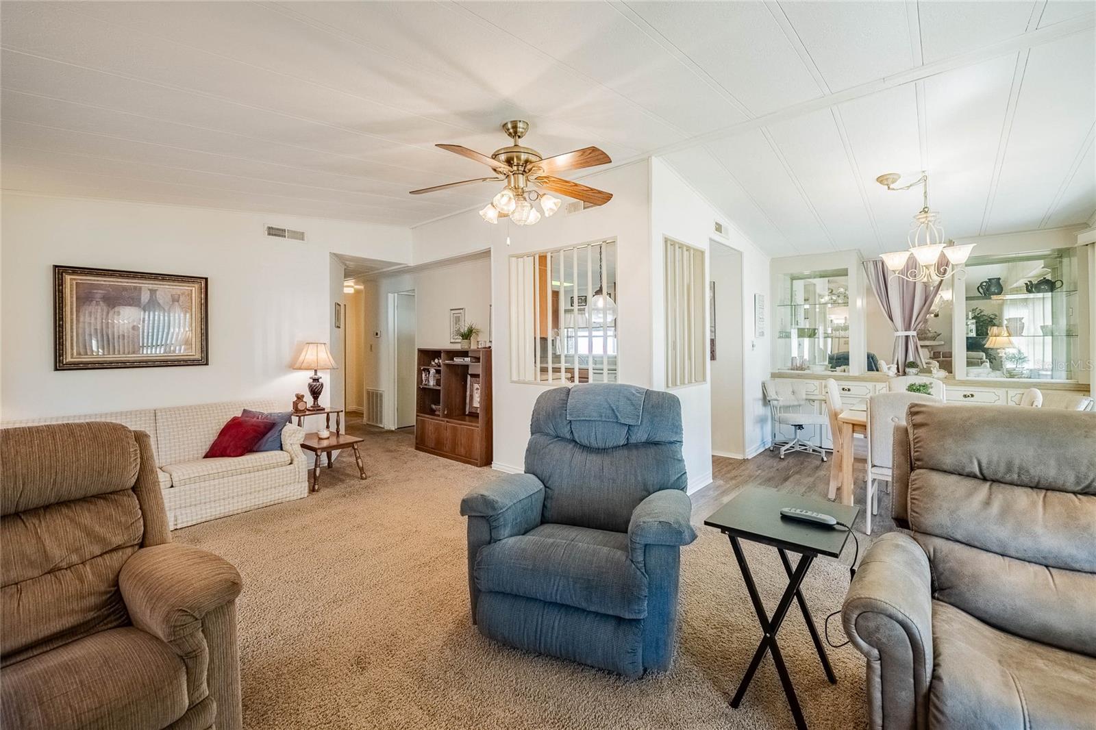 Image 16 of 40 For 5006 Fox Cliff Dr