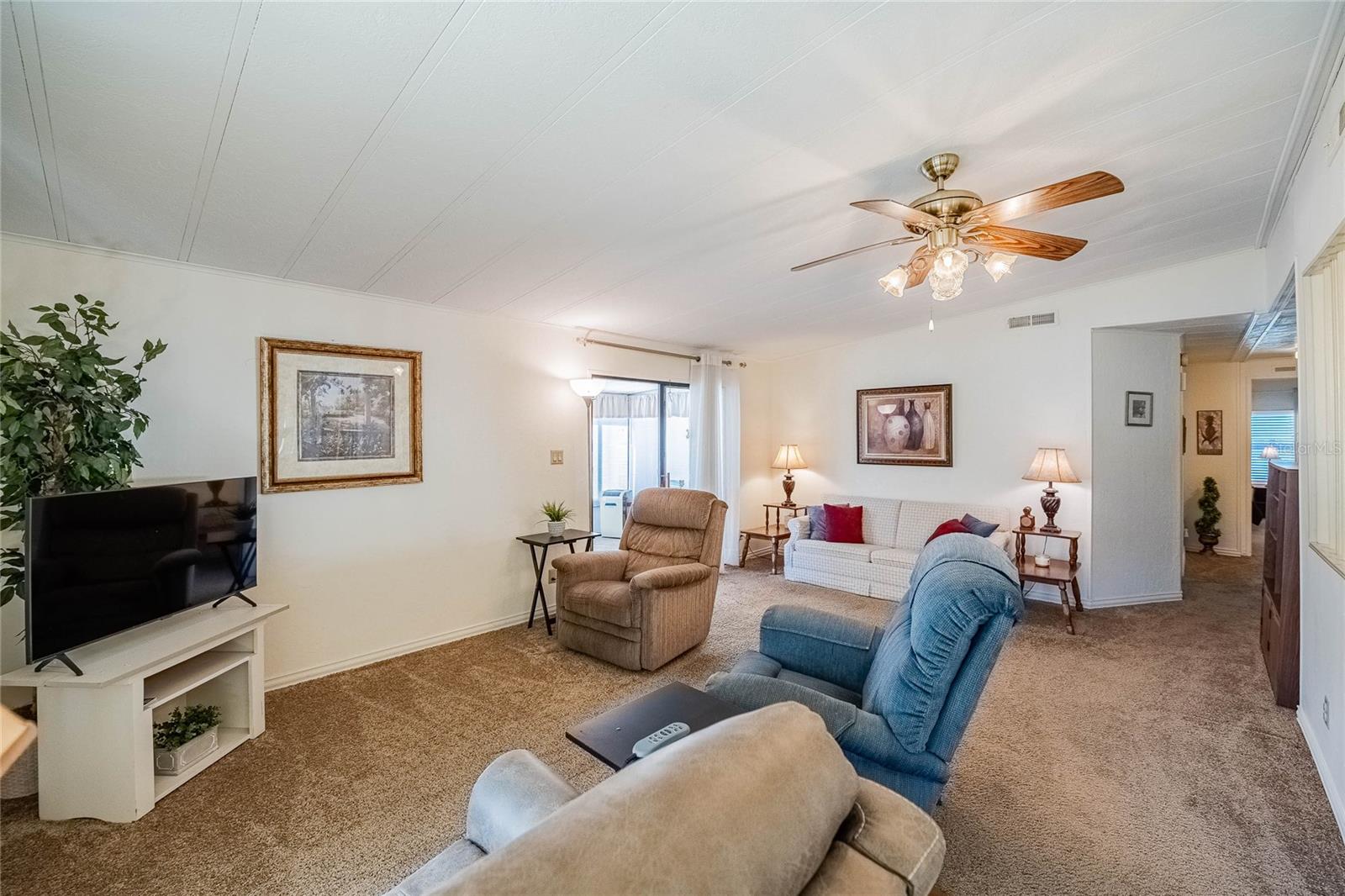 Image 17 of 40 For 5006 Fox Cliff Dr