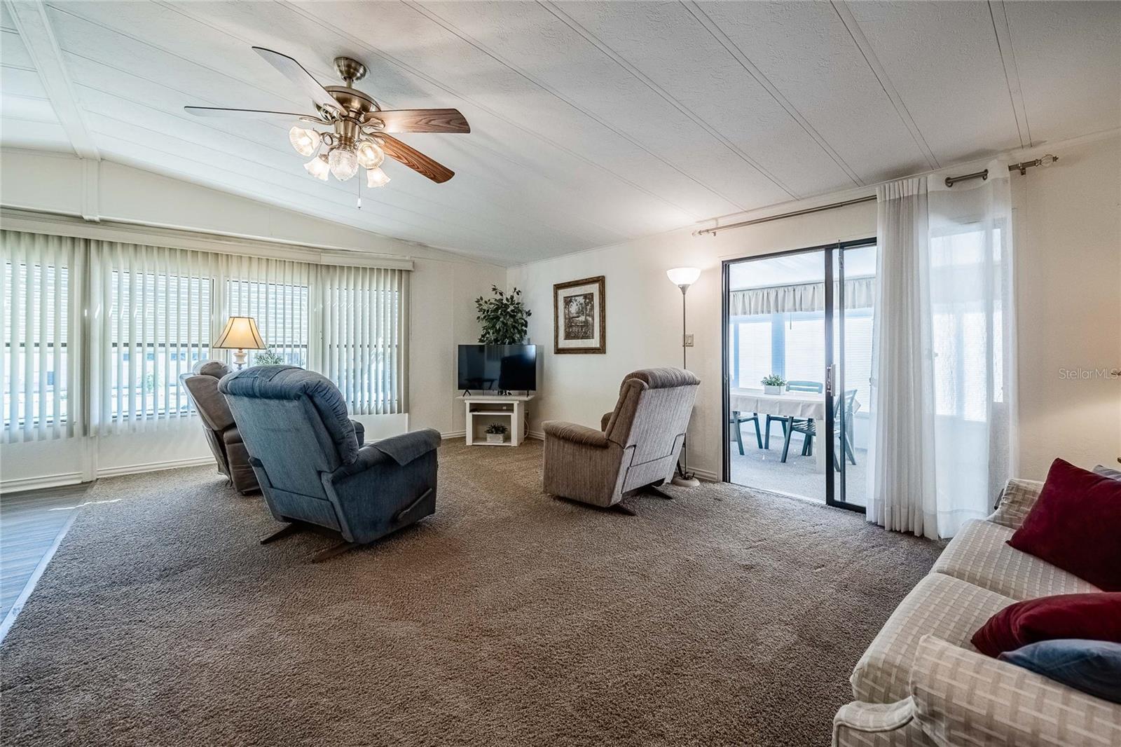 Image 19 of 40 For 5006 Fox Cliff Dr