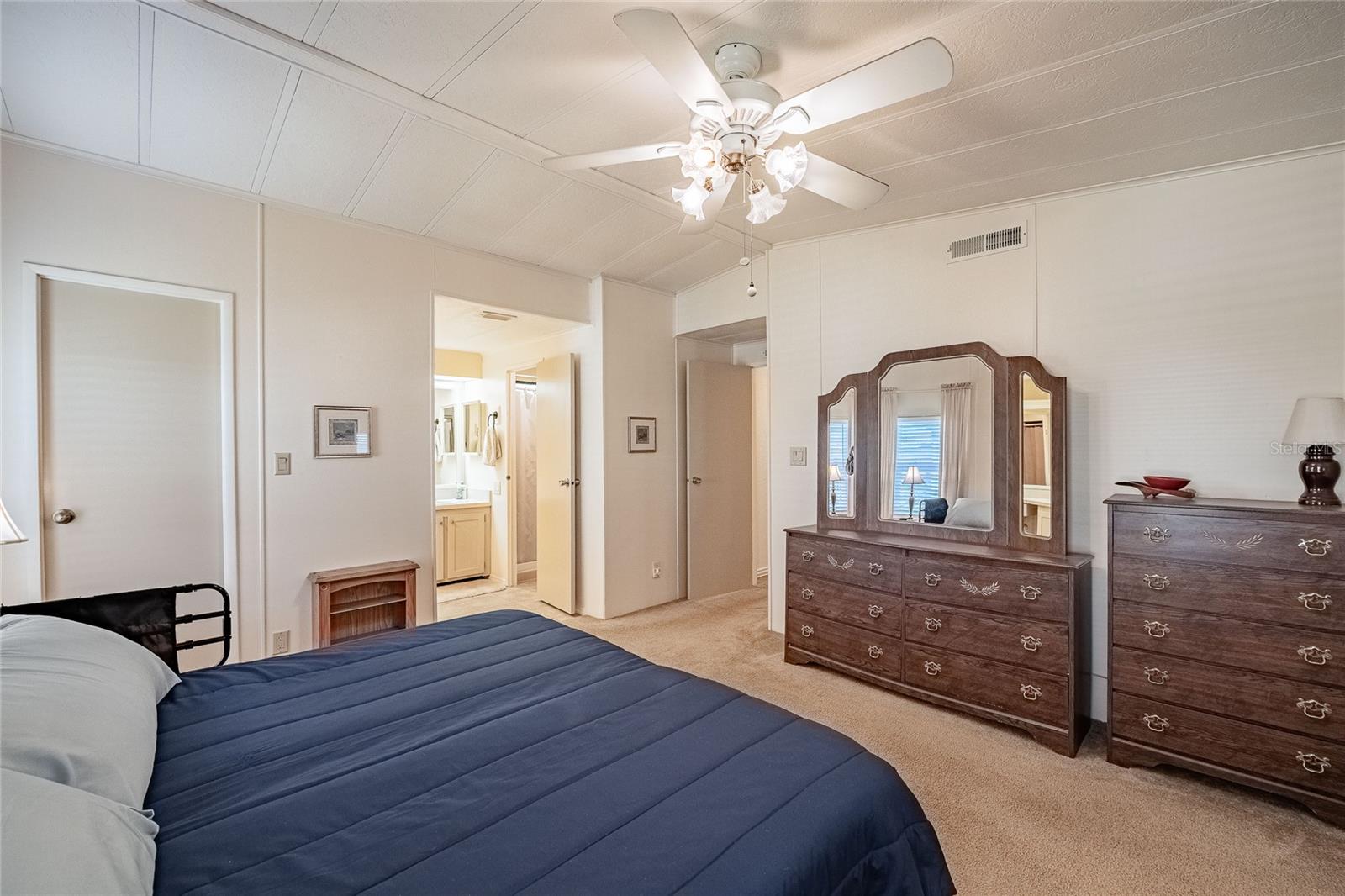 Image 24 of 40 For 5006 Fox Cliff Dr