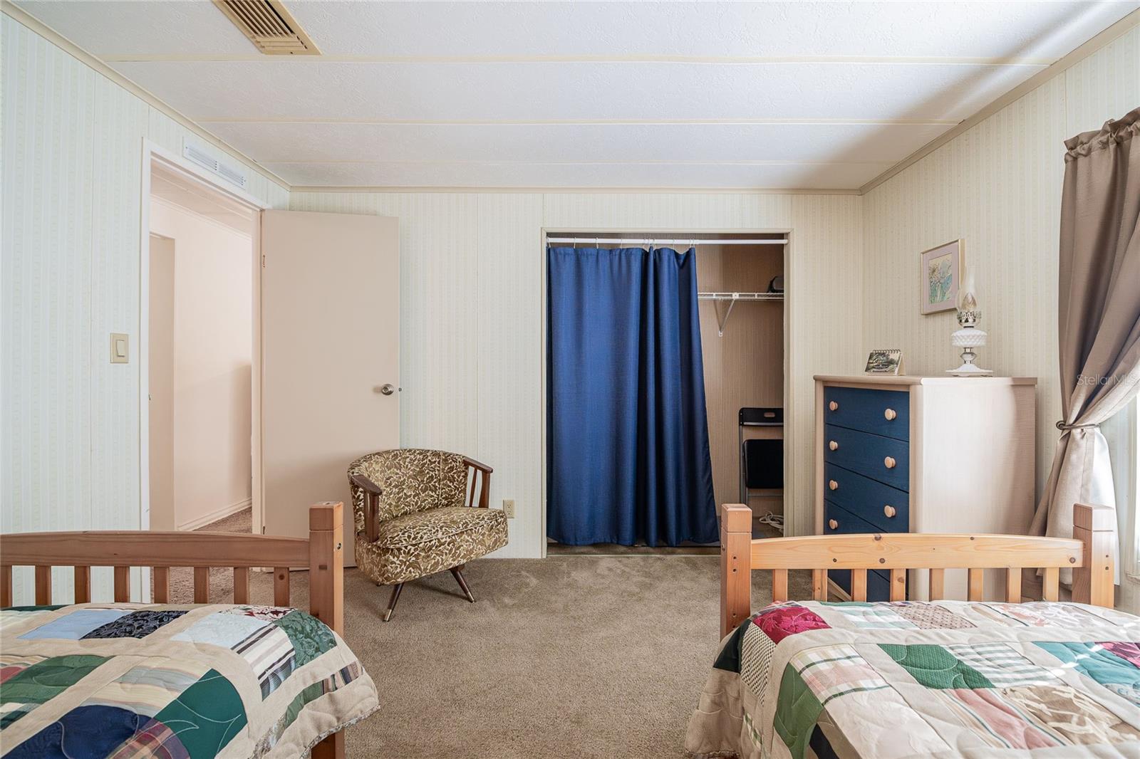 Image 30 of 40 For 5006 Fox Cliff Dr