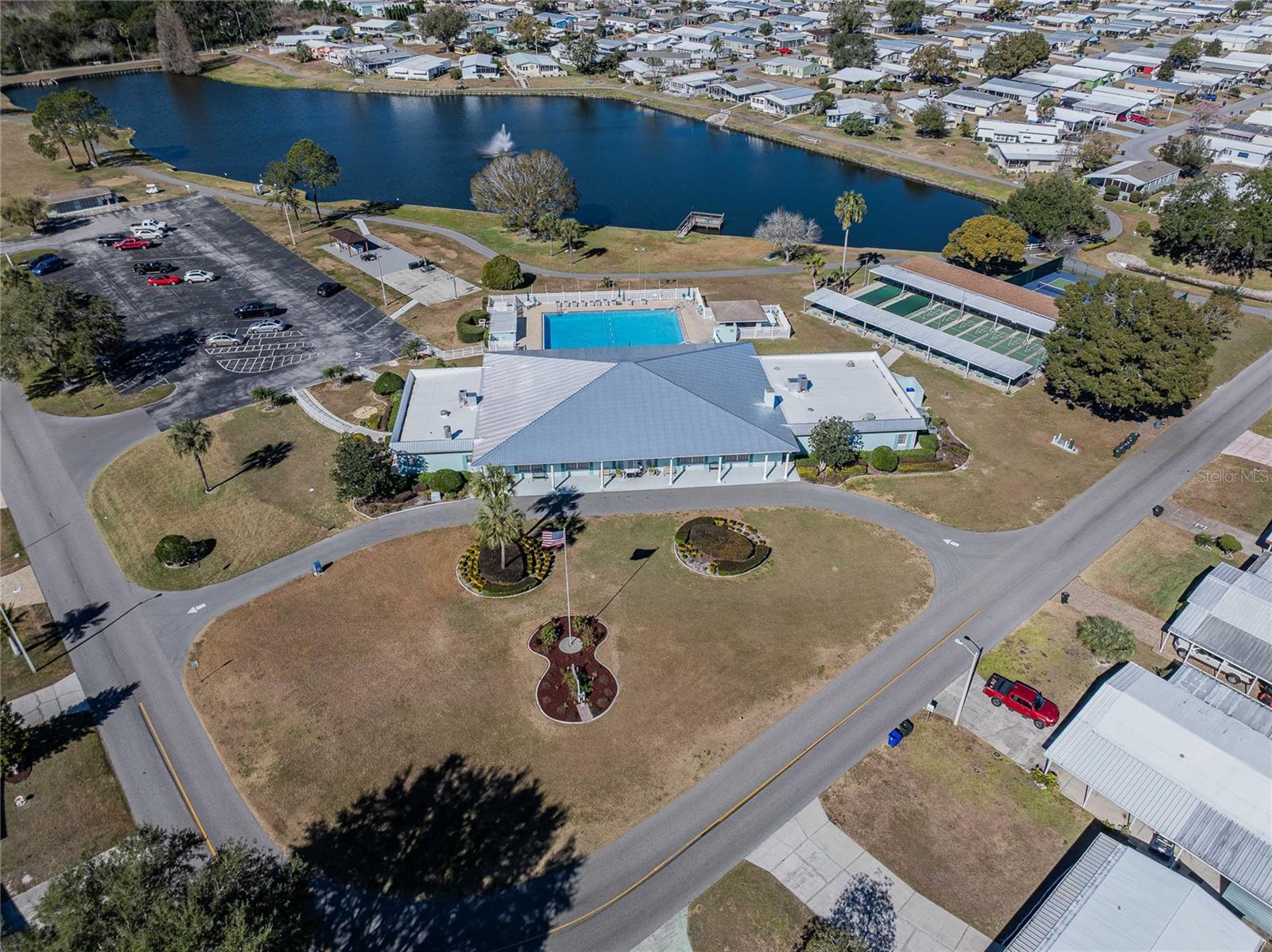 Image 37 of 40 For 5006 Fox Cliff Dr