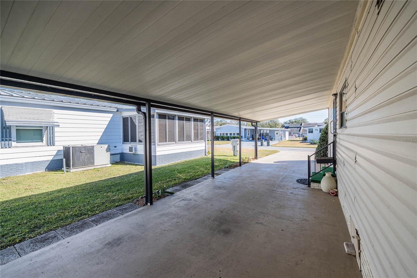 Image 5 of 40 For 5006 Fox Cliff Dr