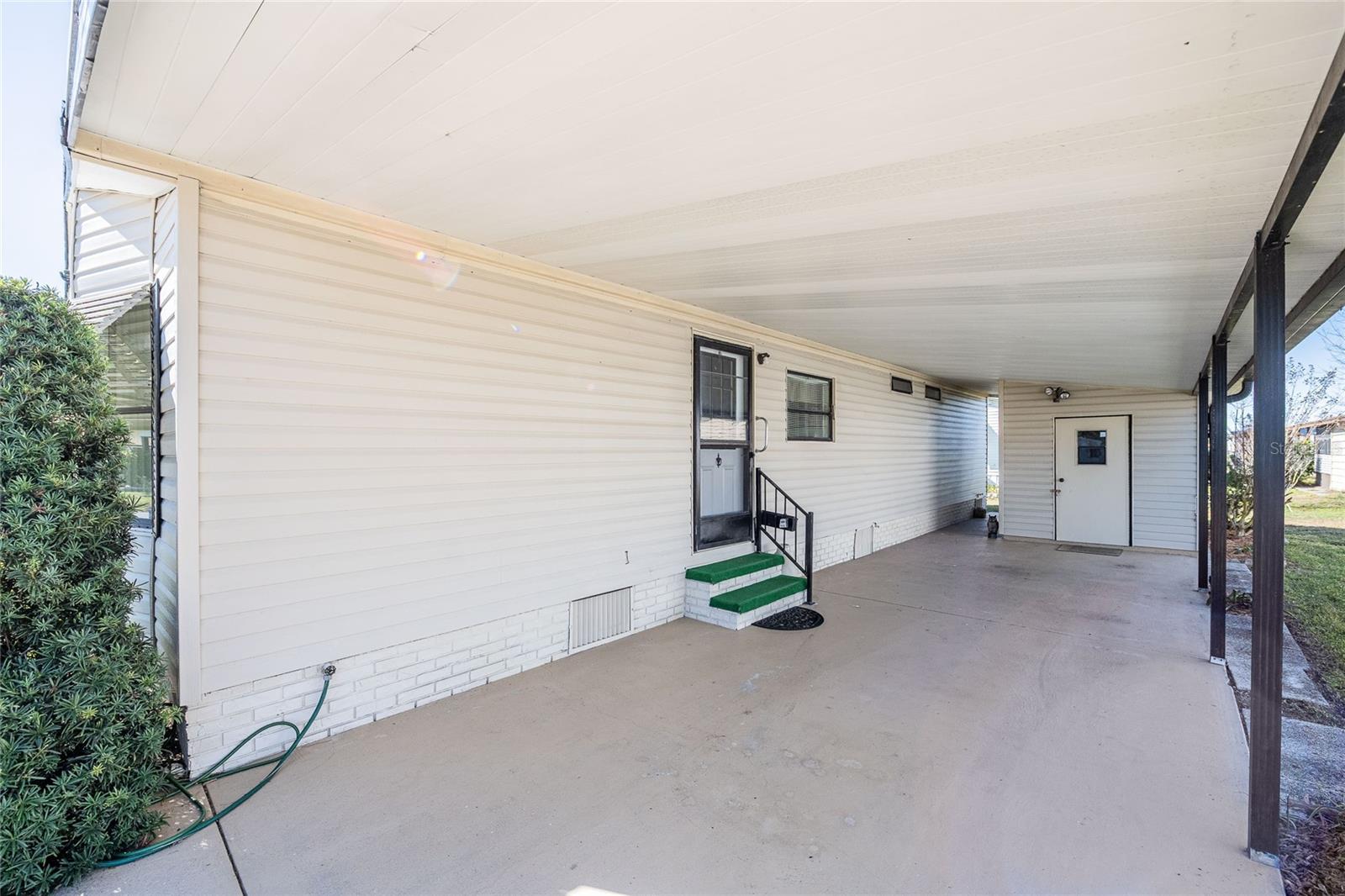 Image 6 of 40 For 5006 Fox Cliff Dr