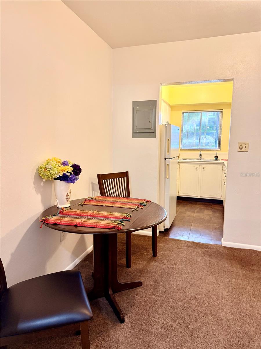 Image 11 of 30 For 1700 6th Street Nw C7