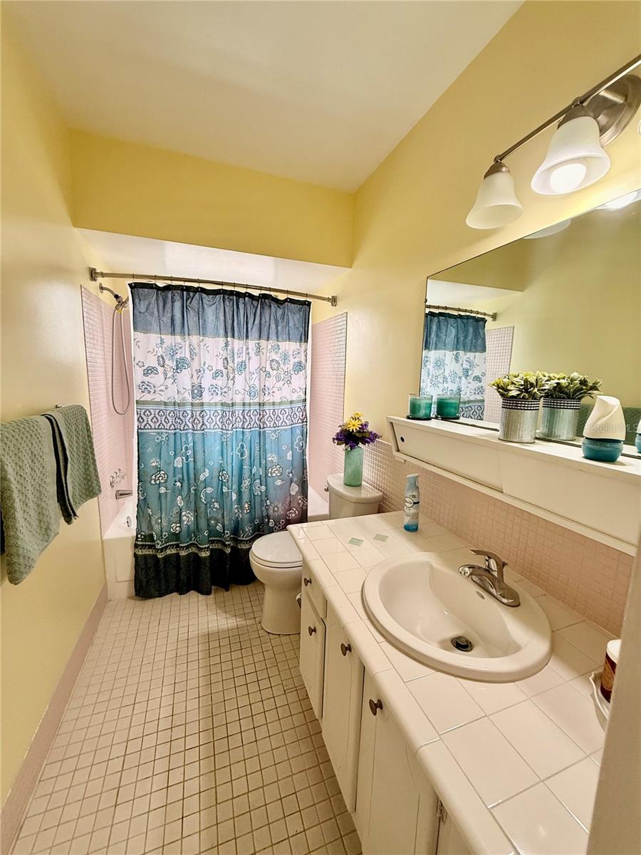 Image 12 of 30 For 1700 6th Street Nw C7