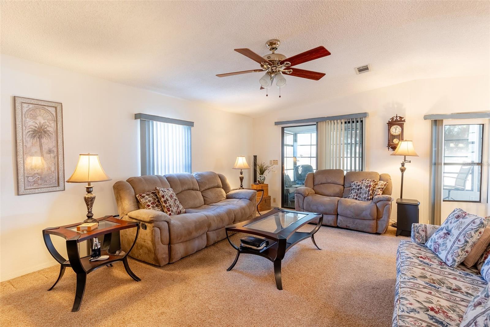 Image 21 of 39 For 4135 Rolling Oaks Drive