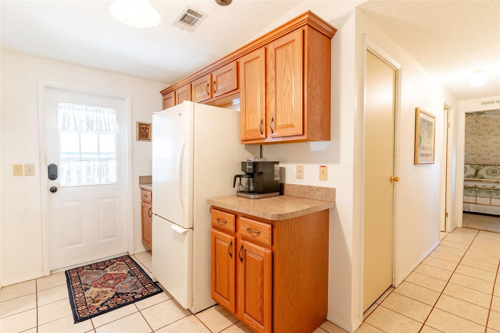 Image 22 of 39 For 4135 Rolling Oaks Drive