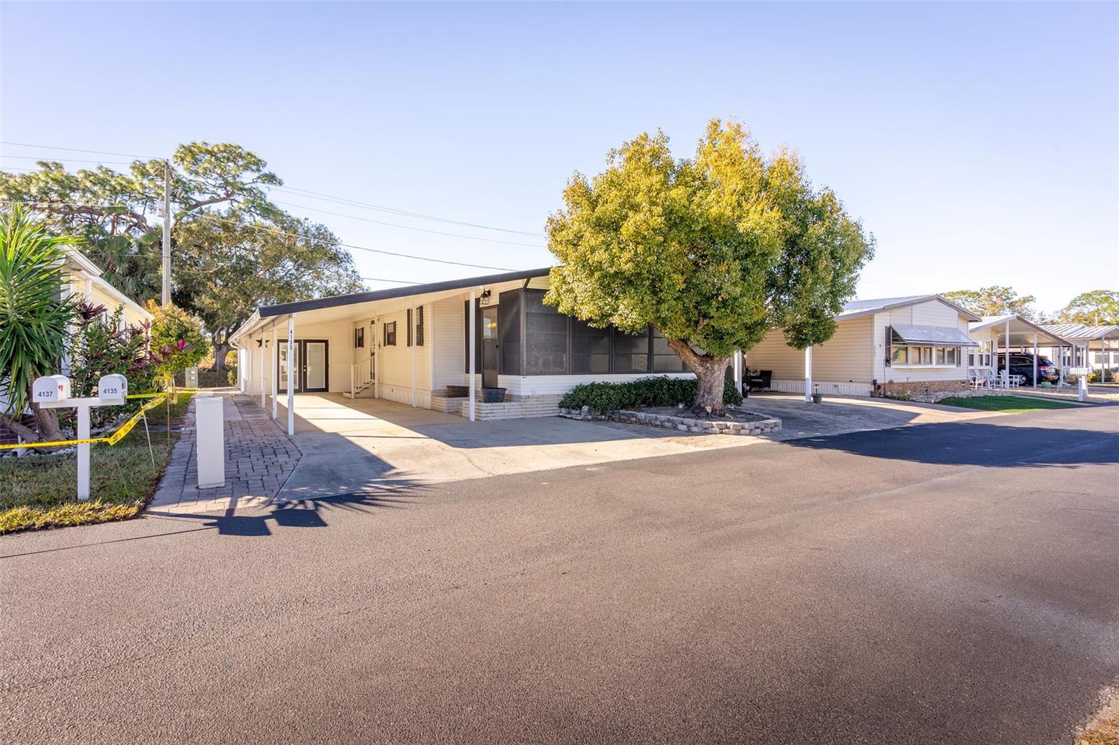 Image 3 of 39 For 4135 Rolling Oaks Drive