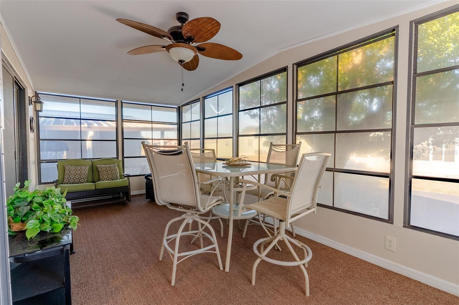 Image 33 of 39 For 4135 Rolling Oaks Drive