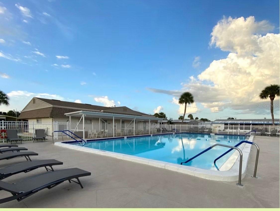 Image 37 of 39 For 4135 Rolling Oaks Drive