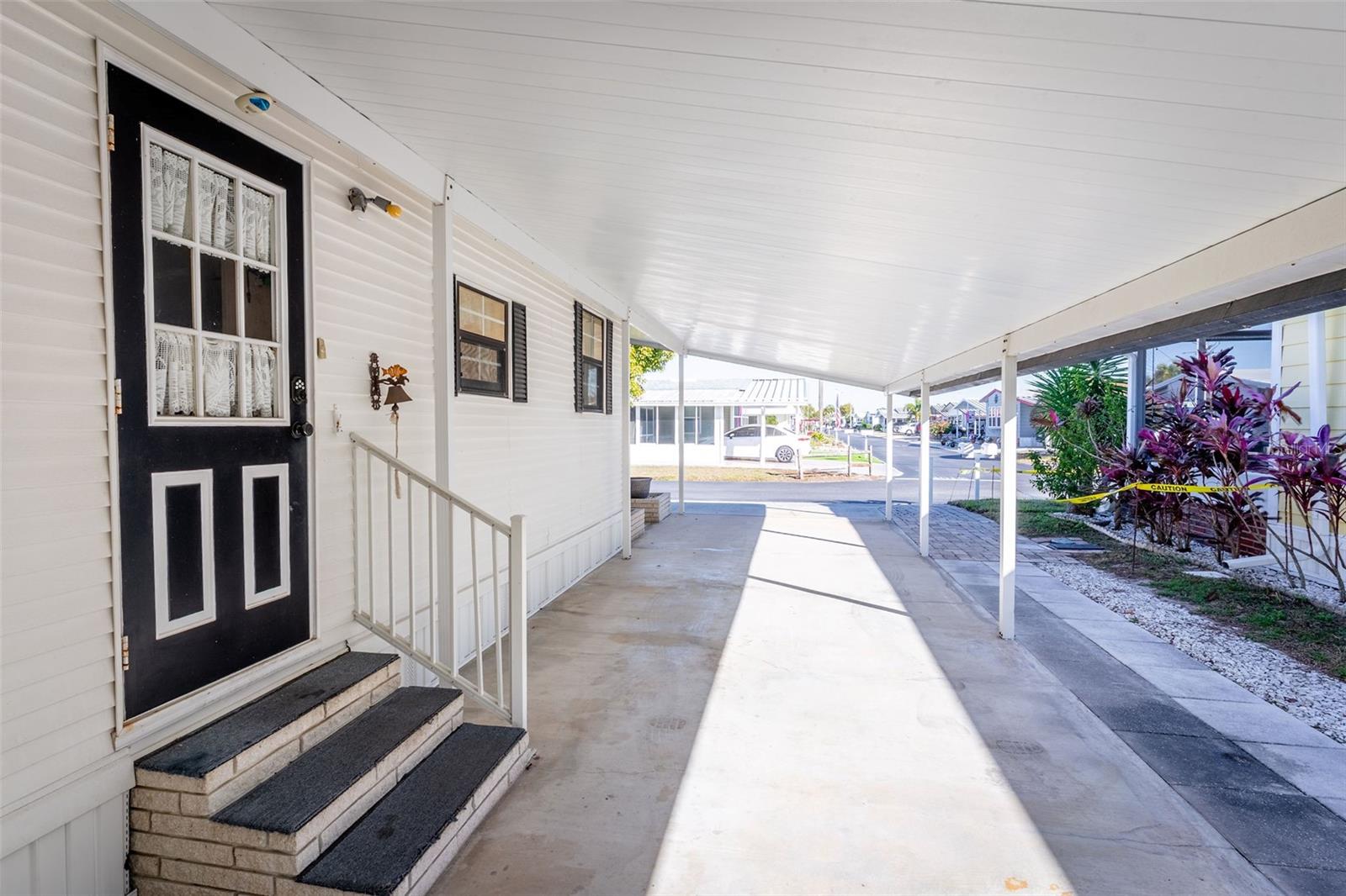 Image 5 of 39 For 4135 Rolling Oaks Drive