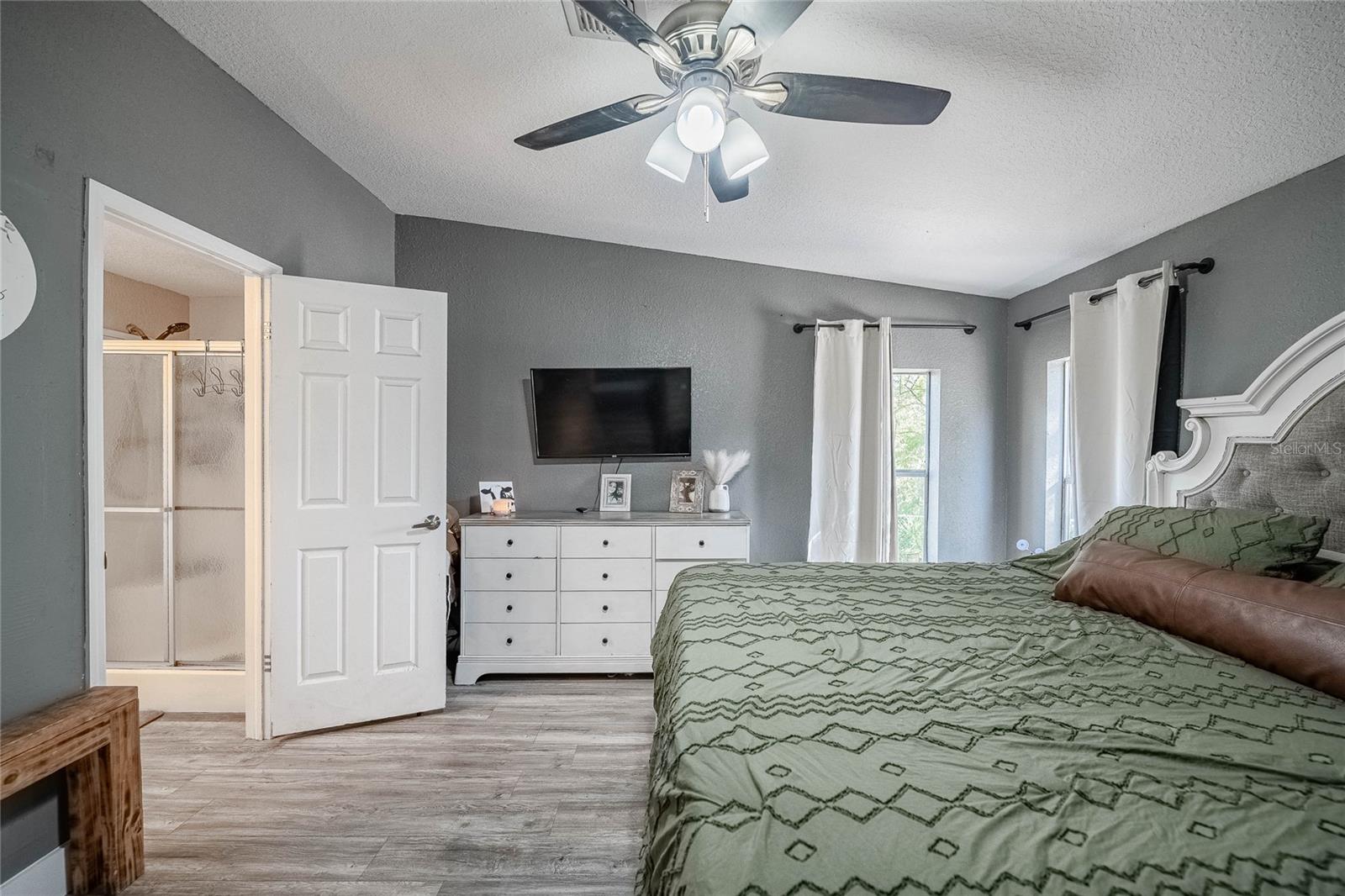 Image 20 of 41 For 5005 Shepherd Road