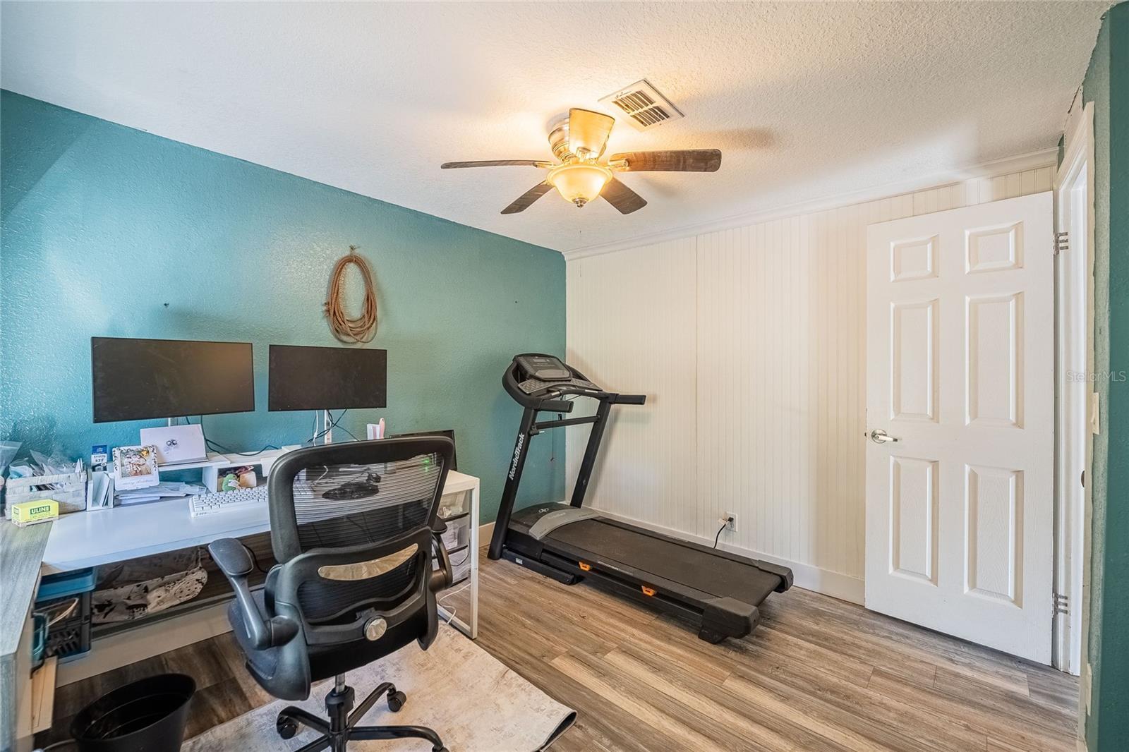 Image 30 of 41 For 5005 Shepherd Road