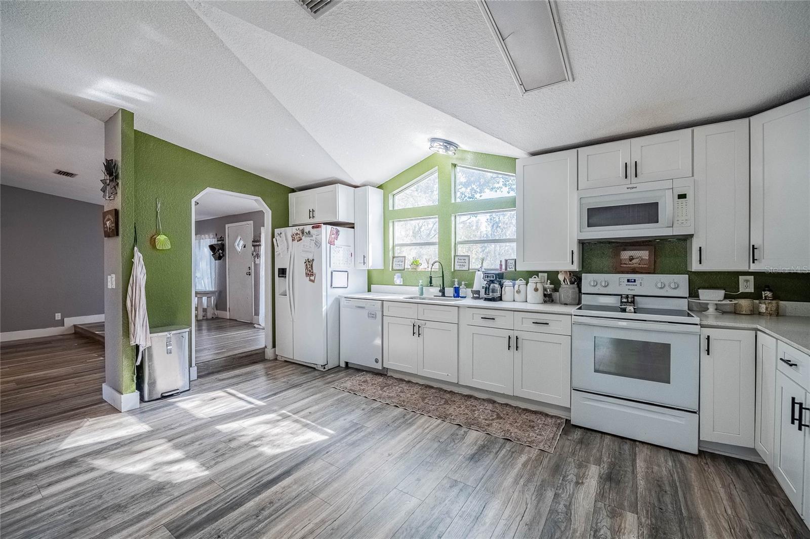 Image 7 of 41 For 5005 Shepherd Road