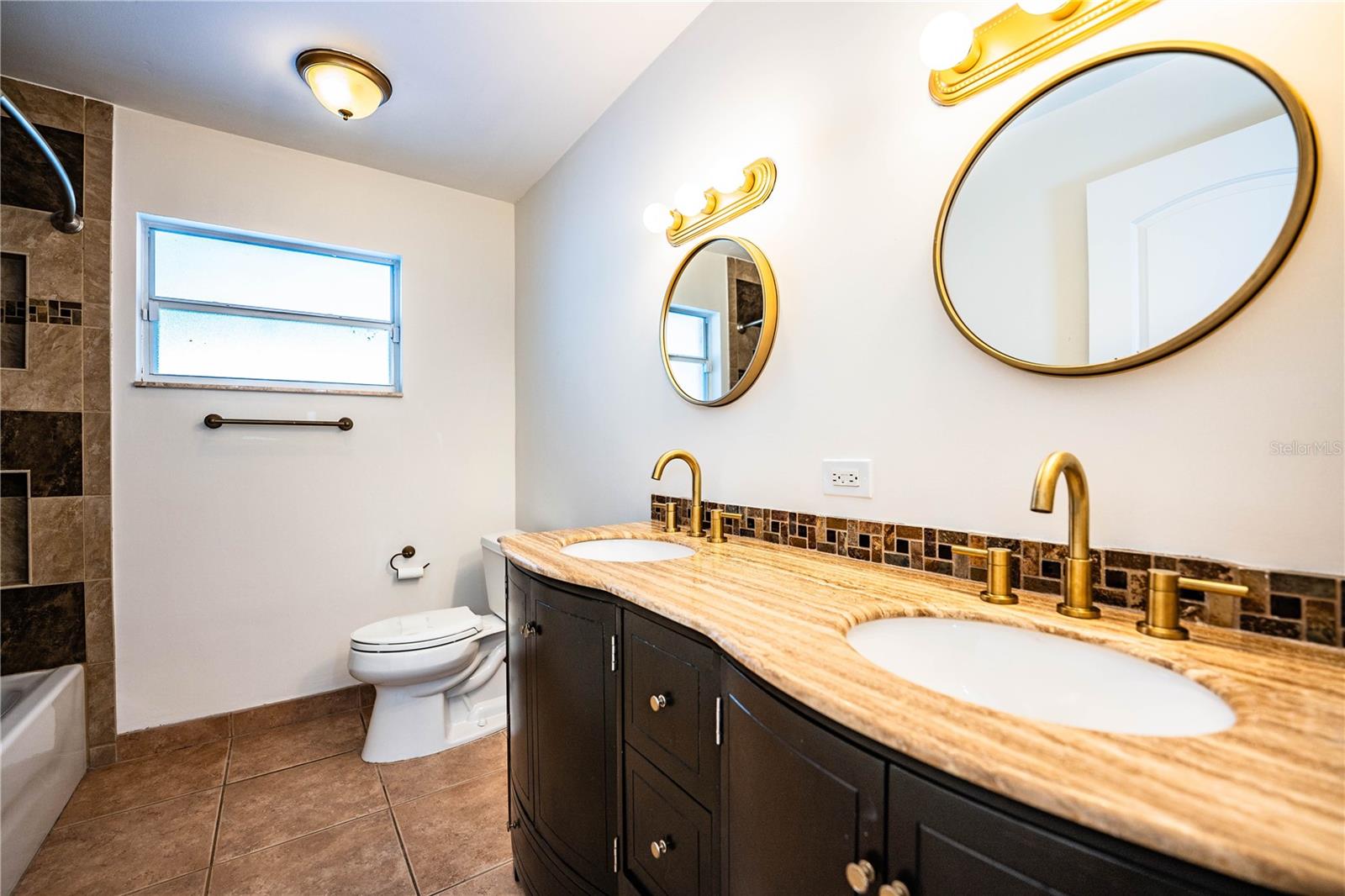 Image 29 of 46 For 1316 Fairfax N