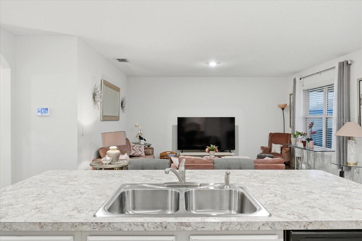 Image 11 of 30 For 124 Emanuelle Drive